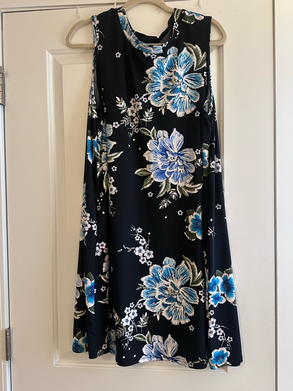 Apt. 9 Black A-Line Skirt with Blue Floral Print